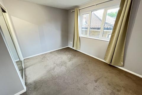 2 bedroom flat to rent, Caterham