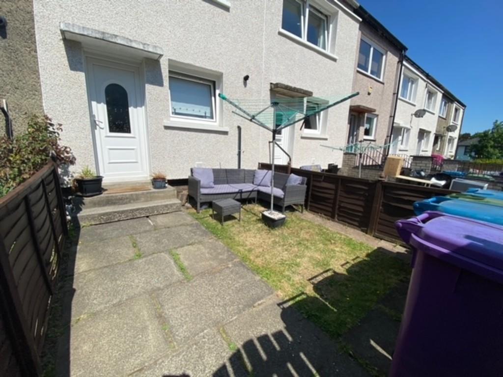Hillpark Drive, Glasgow 3 bed terraced house for sale £140,000