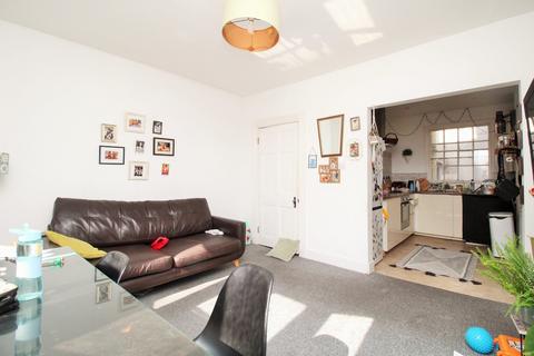 2 bedroom maisonette for sale, Montpelier Road. Brighton, BN1 2LQ