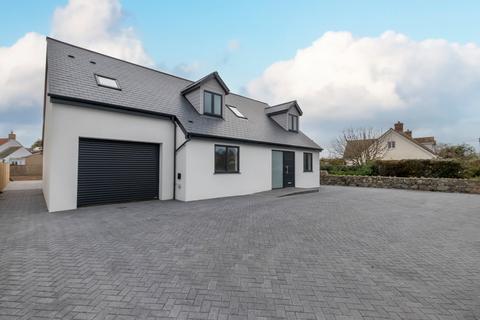 6 bedroom detached house for sale - Route De La Maladerie, St. Saviour, Guernsey