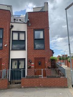 4 bedroom townhouse for sale, Citizens Place, Fallowfield