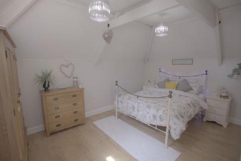 Redwood Grange Lodge Bartletts Elm, Langport, TA10 9BF