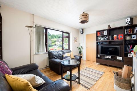 128 Southlands, Bath, BA1 4EB