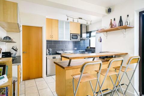 128 Southlands, Bath, BA1 4EB