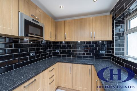 5 bedroom semi-detached house for sale, Nelson Road, Whitton