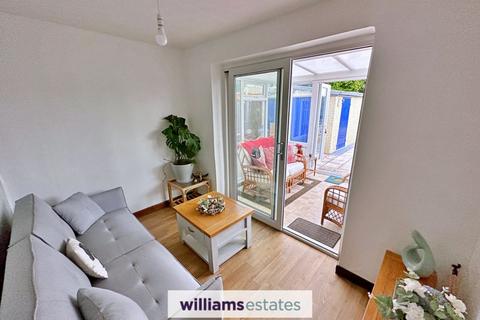 61 Beverley Drive, Prestatyn, LL19 7RD