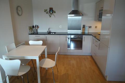 2 bedroom flat to rent, Leeds, UK, LS10