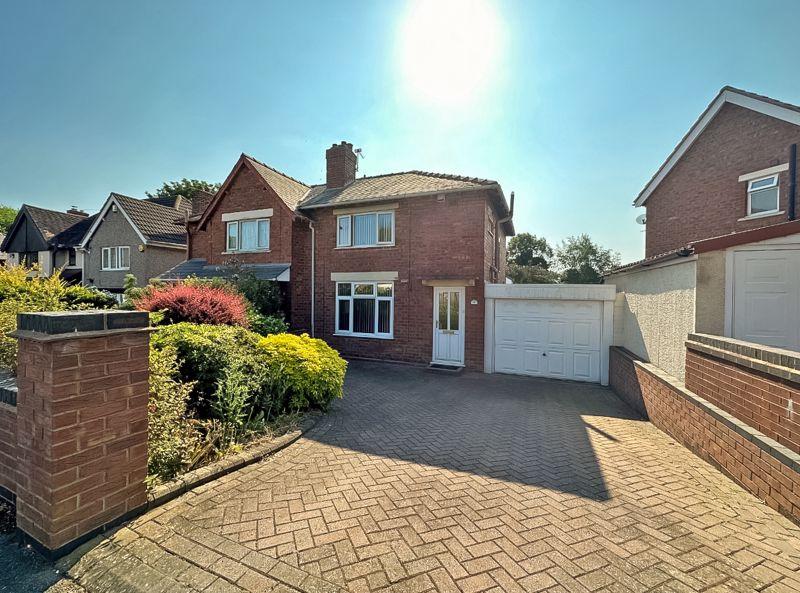 Pine Street, Bloxwich, Walsall 3 bed semidetached house for sale £