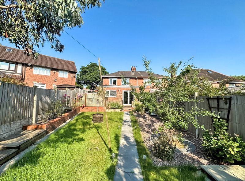 Pine Street, Bloxwich, Walsall 3 bed semidetached house for sale £