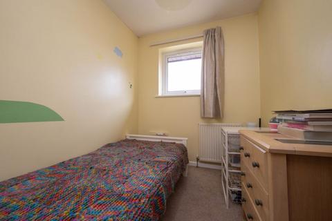 33 Andrews Close, Chippenham, SN14 0TU