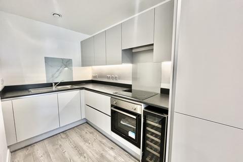2 bedroom apartment to rent, Alexandra Park Apartments