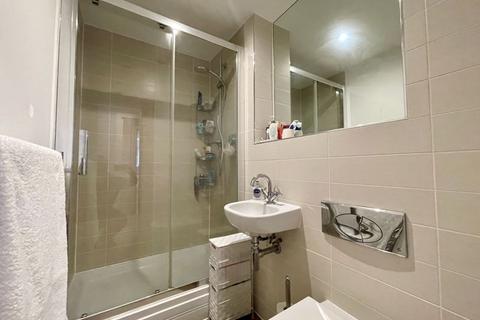 Flat 2, Holmewood, 40 Gregories Road, Beaconsfield, HP9 1GE