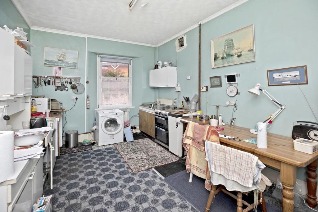 Higher Brimley Road, Teignmouth 3 bed apartment for sale £140,000
