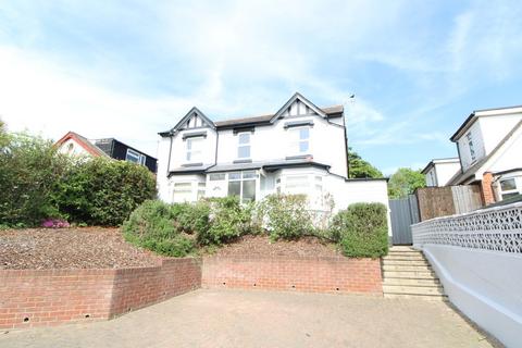 Studio to rent, Elmstead Road, Colchester