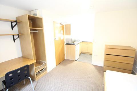 Studio to rent, Elmstead Road, Colchester