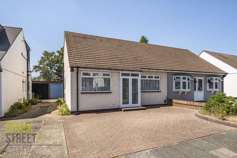 16 Hunter Drive, Hornchurch, RM12 5TS