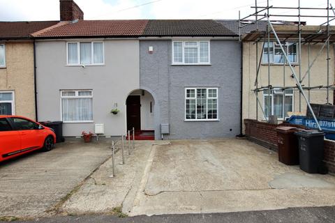 2 bedroom terraced house to rent, Hunters Square, Dagenham RM10