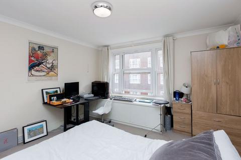 3 bedroom apartment to rent, Jacobson house, Old Castle Street, London