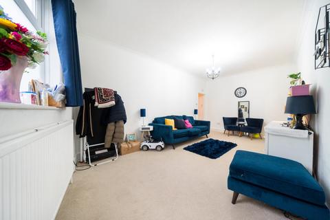 2 bedroom ground floor flat for sale, Mitcham CR4