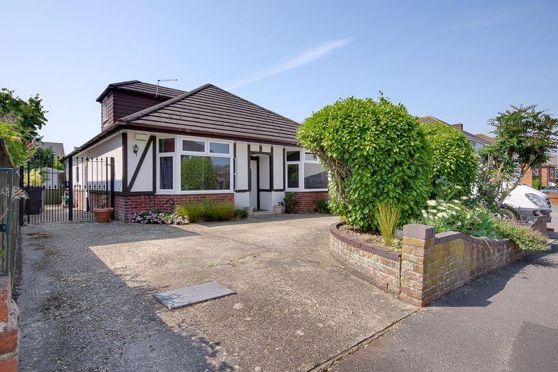 Uplands Road, Bournemouth BH8 4 bed bungalow £575,000