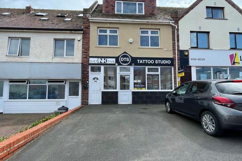 Retail property (high street) to rent - 39 Harrowside, Blackpool FY4 1QH