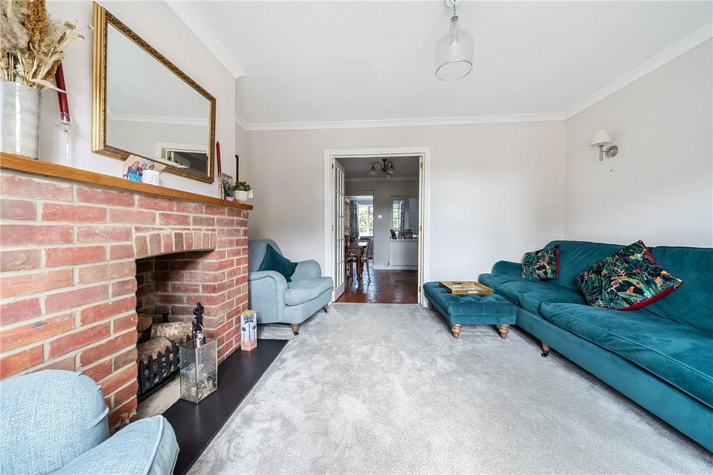 Hampstead Norreys Road, Hermitage, Thatcham, Berkshire, RG18 4 bed semi