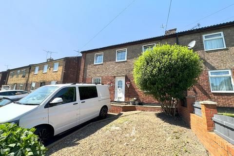 3 bedroom semi-detached house for sale, Middle Avenue, Rotherham, South Yorkshire, S62 7BH