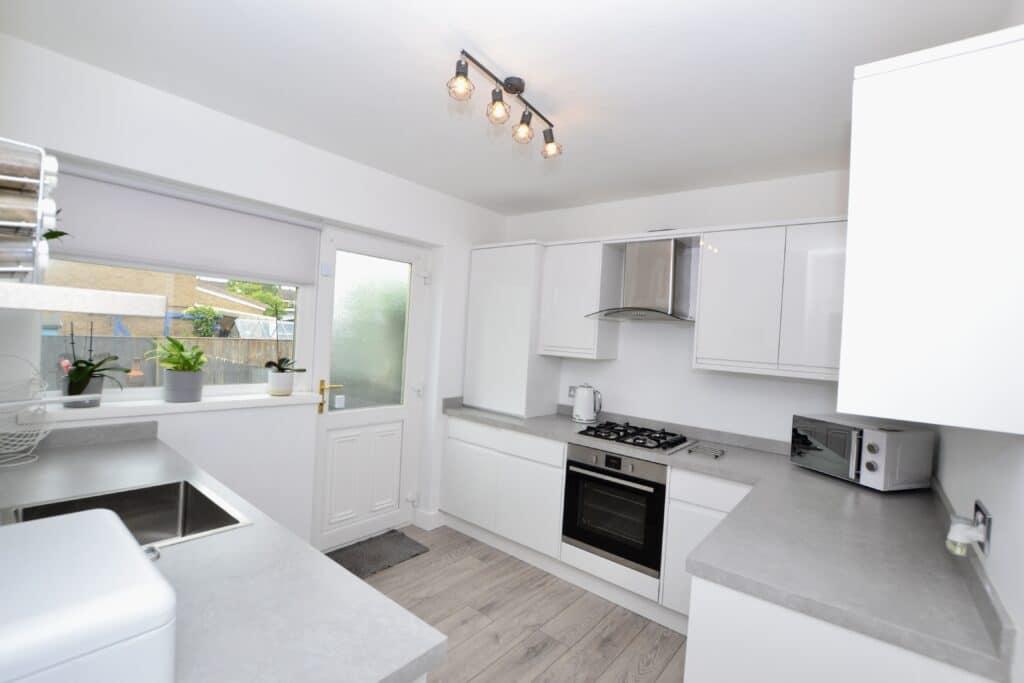 Apartment in North Tyneside, North East - View 3