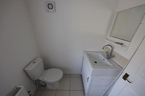 3 bedroom end of terrace house to rent, Cwmdare, Aberdare CF44