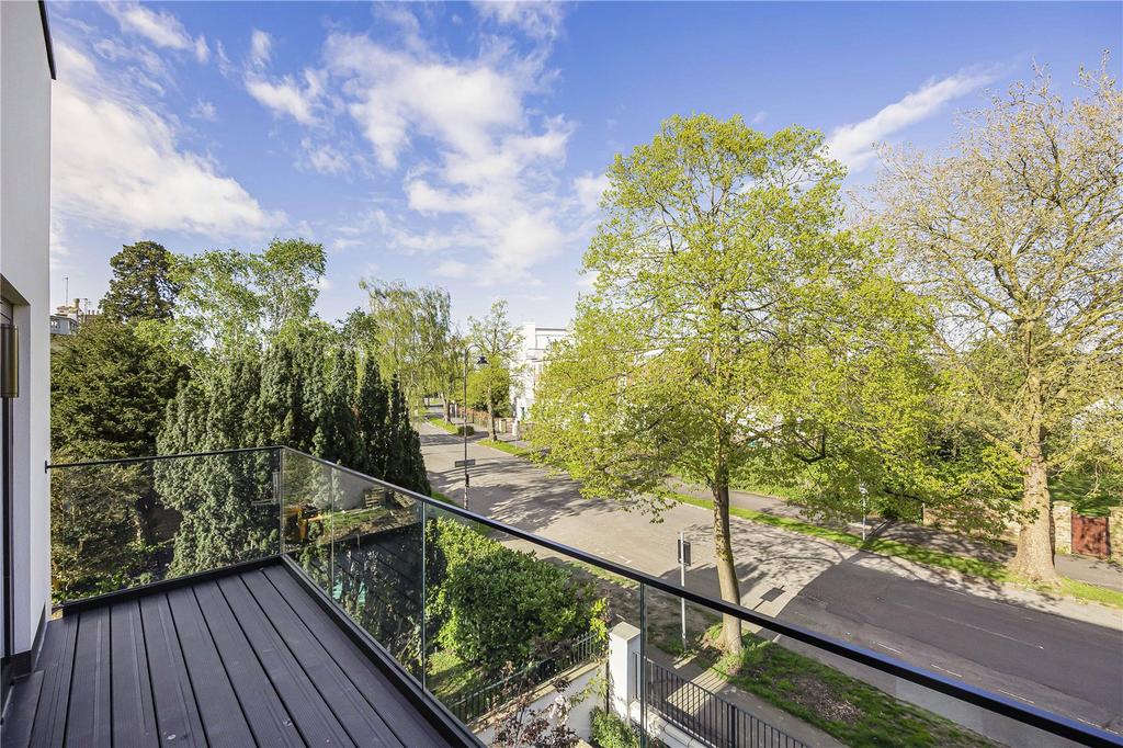 Plot 9 Balcony