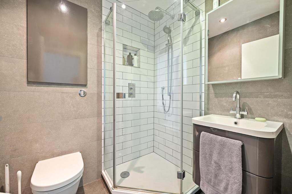 TEC - Flat 1, 12 Smyrna Road - Shower Room3 (1).jp