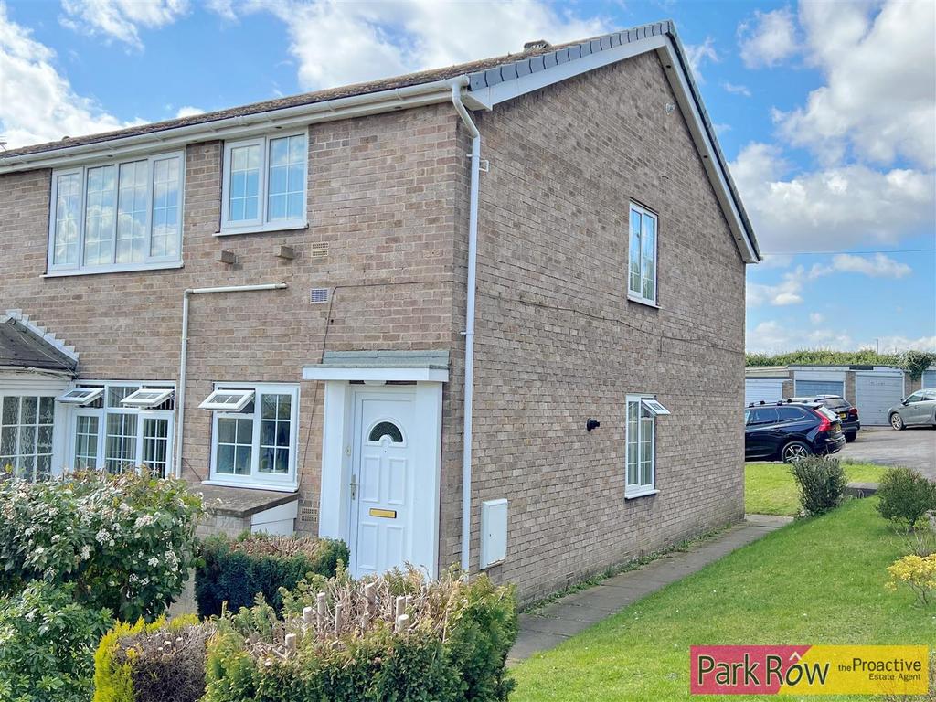 Tudor Close, Pontefract 2 bed apartment £110,000