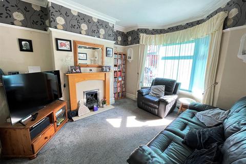 3 bedroom house for sale, Moorland Road, Scarborough