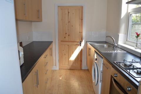 4 bedroom terraced house to rent - Lorne Road, Leicester