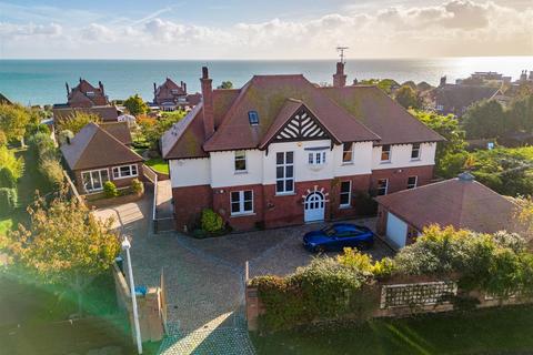 7 bedroom detached house for sale, North Foreland Avenue, Broadstairs