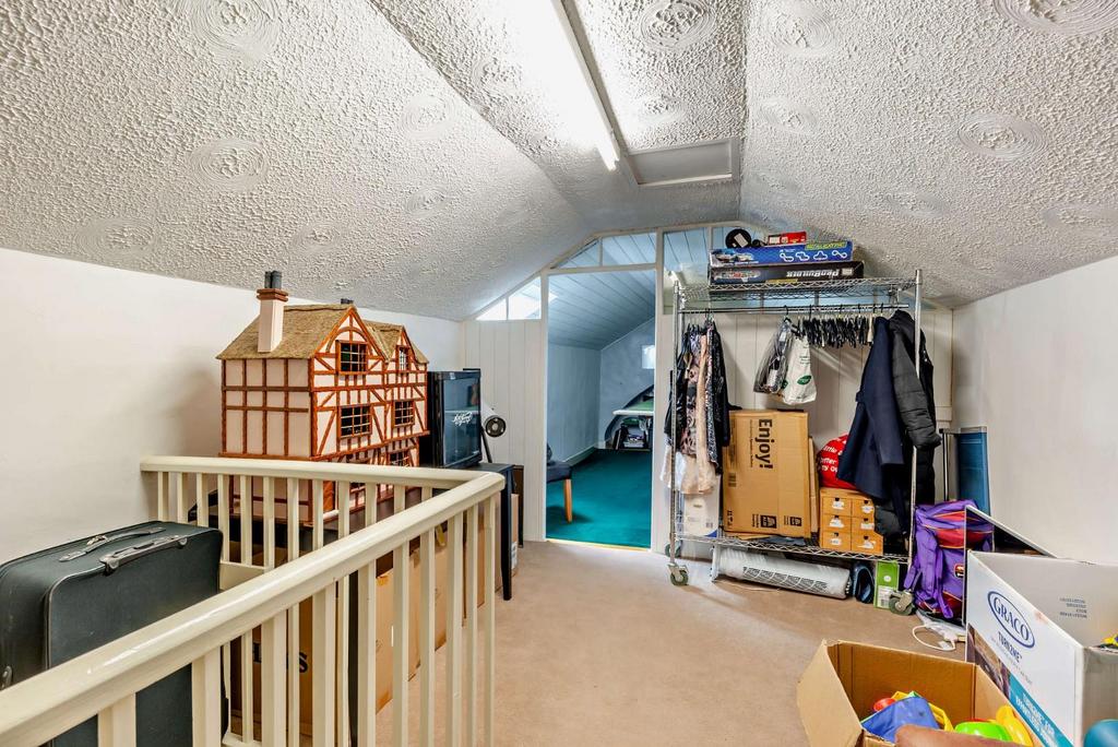 8558093-interior35-800.jpg
