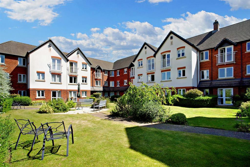 Rowleys Court, Sandhurst Street, Oadby, Leicester 1 bed apartment for