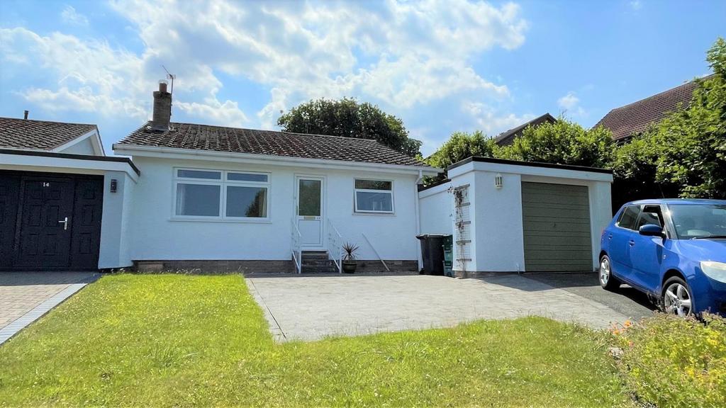 Maes Madog, Llanelian, Old Colwyn, Colwyn Bay 2 bed semidetached