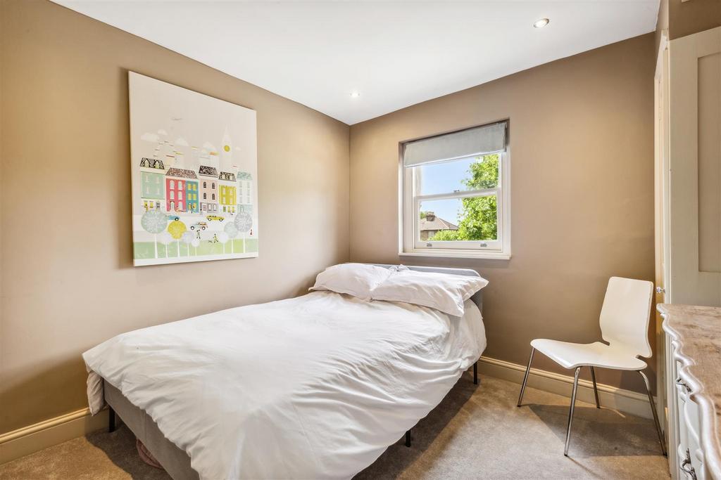 Oxford Road North, W4 - FOR SALE