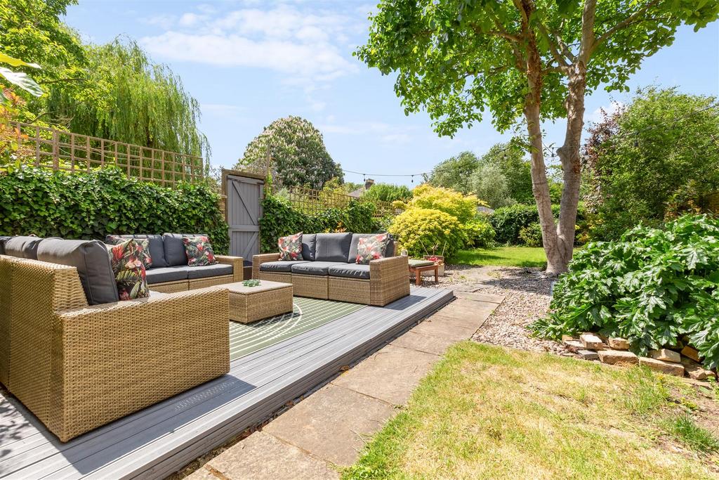 Oxford Road North, W4 - FOR SALE