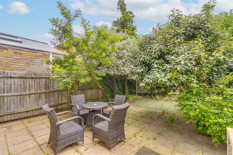 4 Lattimer Place, London, W4 2UA