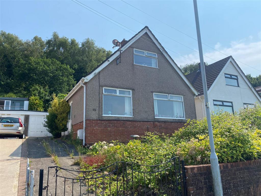 GraigYCoed, Penclawdd, Swansea 3 bed detached house for sale £210,000