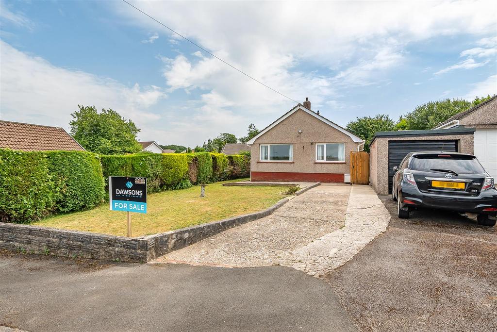 Ynys Werdd, Penllergaer, Swansea 3 bed detached bungalow for sale £