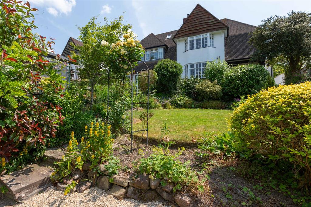 Donard, 27 Luciefelde Road, Shrewsbury, SY3 7LB 3 bed house for sale £500,000