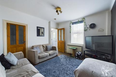 3 bedroom house for sale - Mill Road, Aveley, South Ockendon