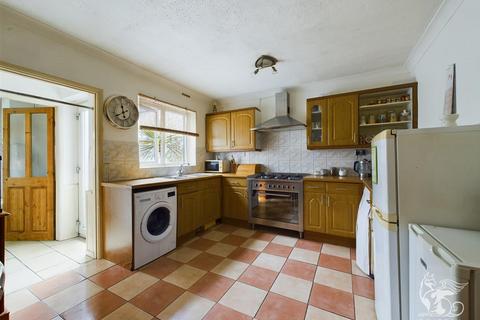 3 bedroom house for sale - Mill Road, Aveley, South Ockendon