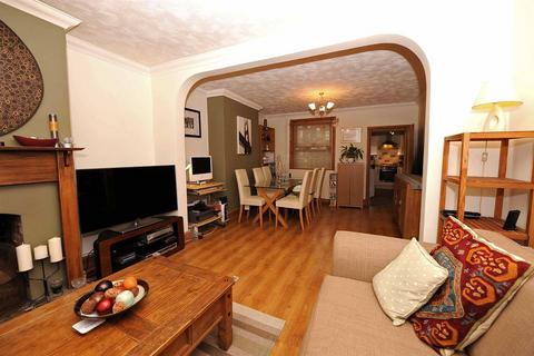 2 bedroom terraced house to rent, Harrowden Road, Wellingborough