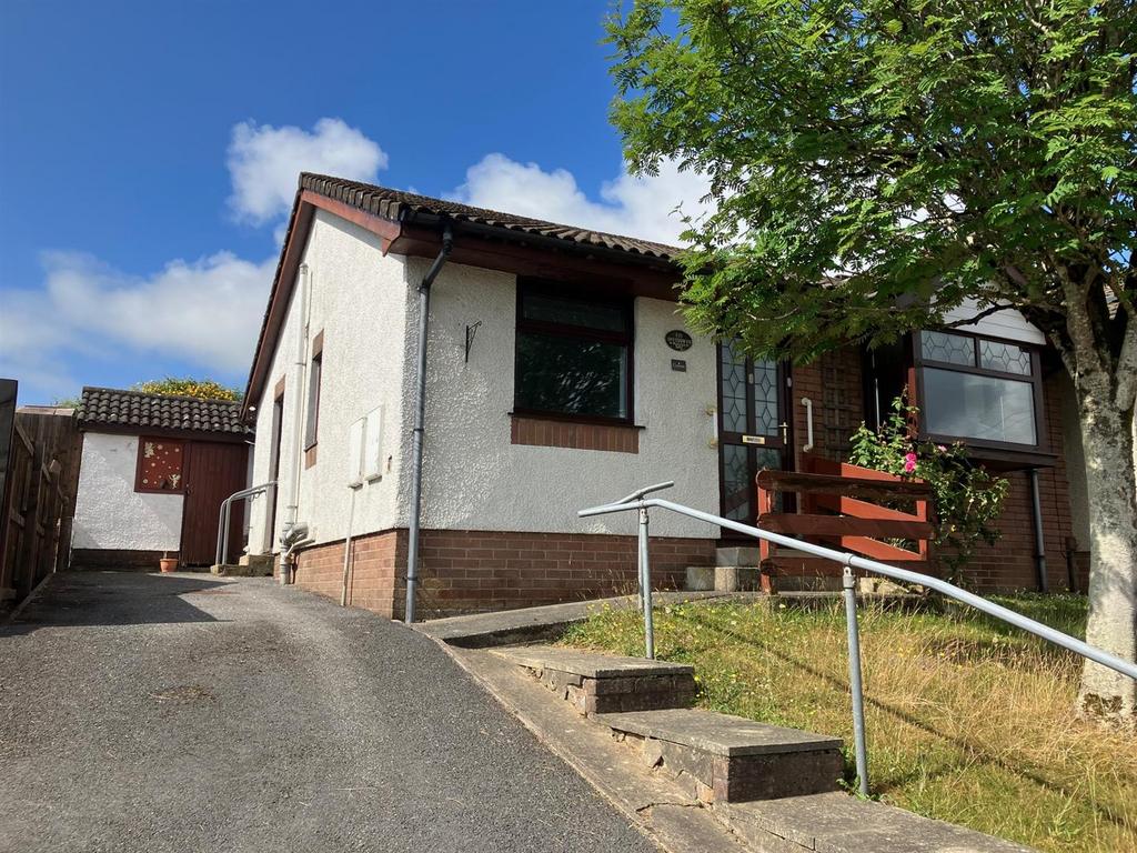 Lon Brynawel, Llansamlet, Swansea 2 bed semidetached bungalow for sale