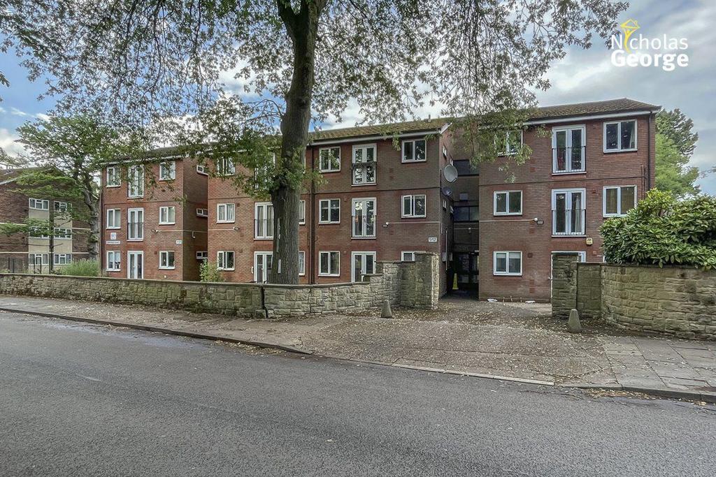 Hayfield Court,Moseley,Birmingham,B13... 2 bed flat £850 pcm (£196 pw)