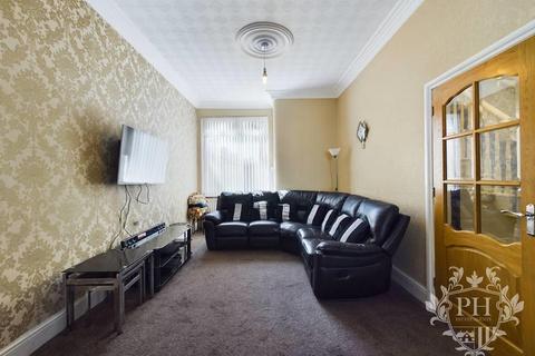 4 Egmont Road, Middlesbrough, TS4 2HT